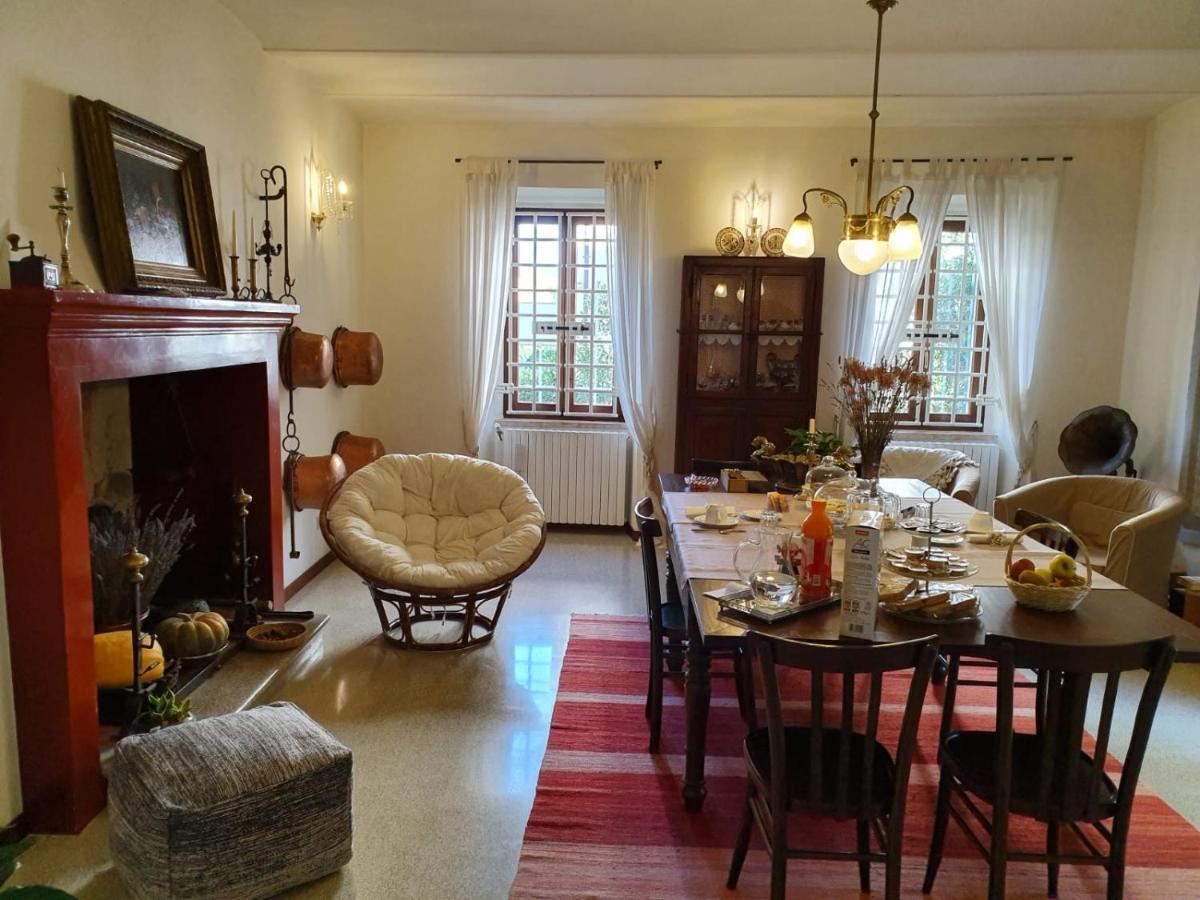 Гостевой дом Casa Zia Cianetta Residenza Di Campagna Capodacqua  Экстерьер фото
